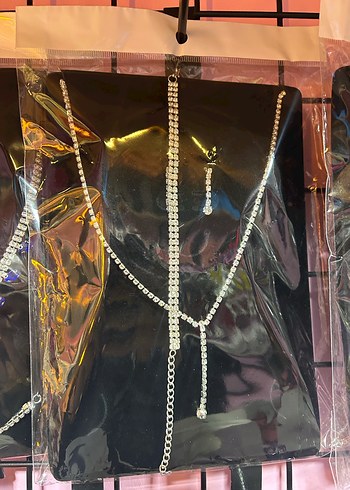 Uzun Altın Renkli Boncuklu Yıldız Kolye - Görsel 4