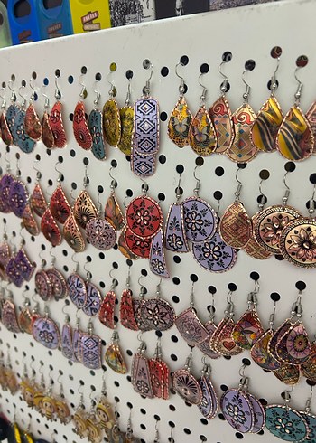 Renkli Desenli Bakır küpe - Görsel 5