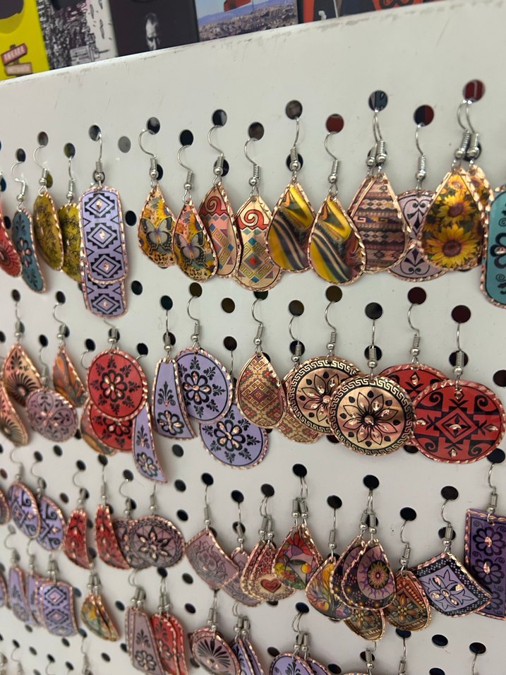 Renkli Desenli Bakır küpe - Görsel 2