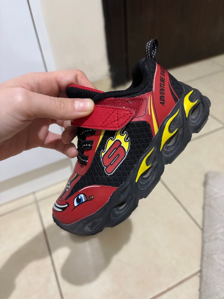 Kırmızı Erkek Çocuk ışıklı Spor Ayakkabı - Görsel 2