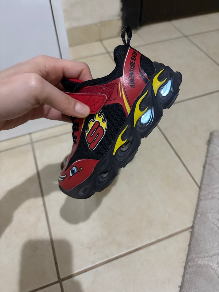 Kırmızı Erkek Çocuk ışıklı Spor Ayakkabı - Görsel 4