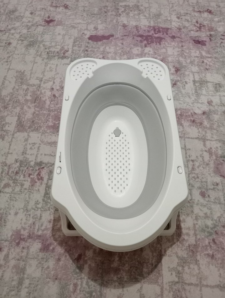Katlanabilir Beyaz ve Gri Bebek Küveti - Görsel 3