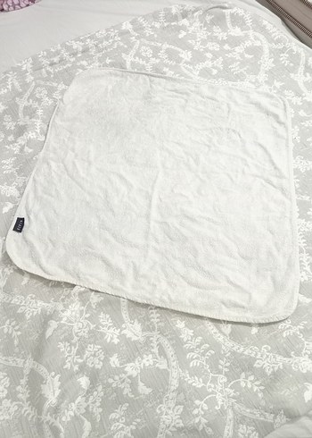 Kapüşonlu Beyaz Bebek Banyo Havlusu - Görsel 10