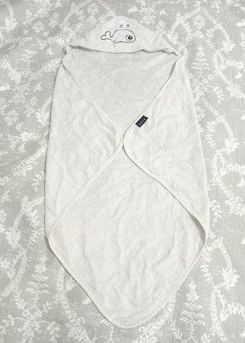 Kapüşonlu Beyaz Bebek Banyo Havlusu - Görsel 2