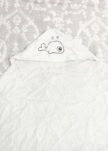 Kapüşonlu Beyaz Bebek Banyo Havlusu - Görsel 5