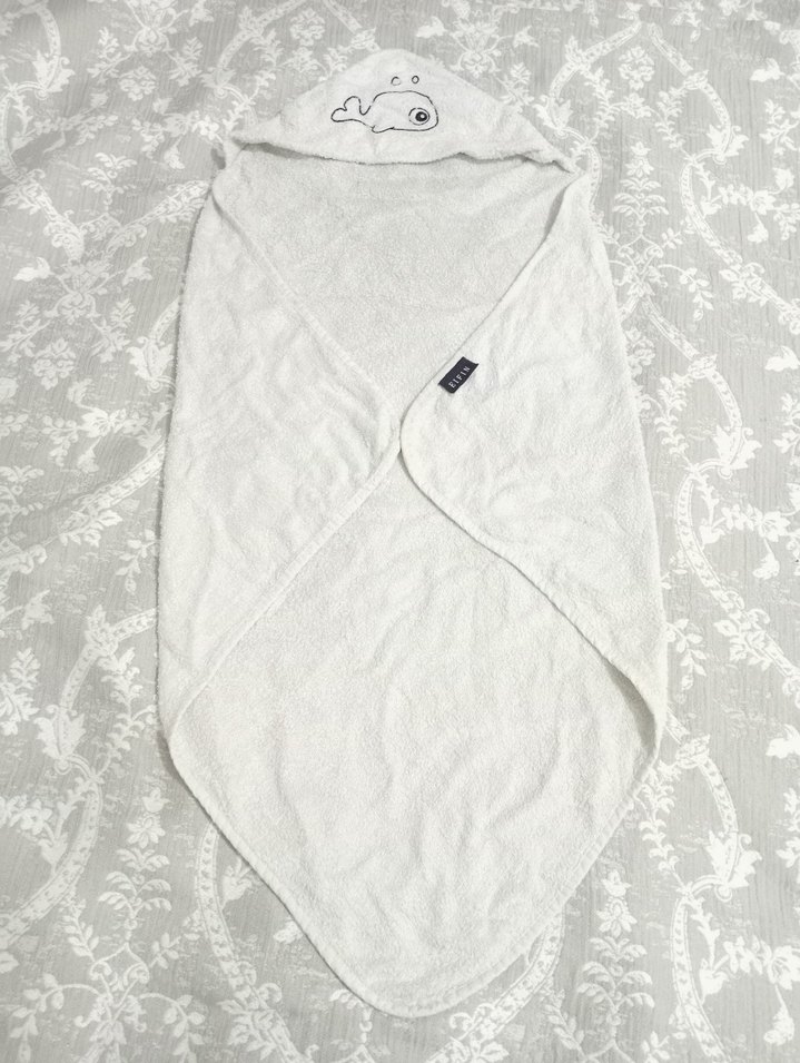 Kapüşonlu Beyaz Bebek Banyo Havlusu - Görsel 2