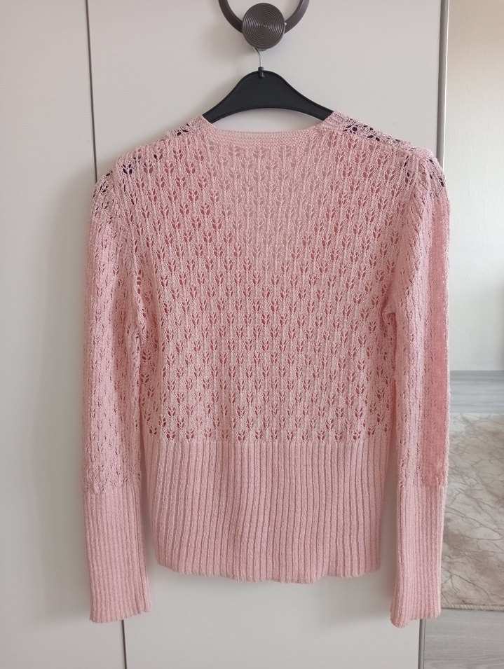 Pembe V Yaka Örgü Hırka - Görsel 4