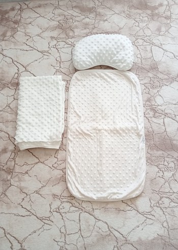 Nohut Desenli Bebek Battaniyesi, Yastık ve Minder Seti - Görsel 9