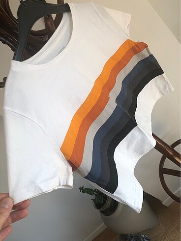 xs Beden 100 PAMUK KROP AÇIK BEL CROP TSHİRT RENKLİ ÇİZGİLİ BLUZ