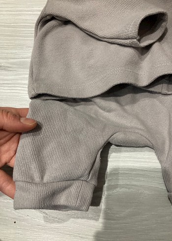 Gri Bebek Takımı Uzun Kollu Crew Neck - Görsel 3