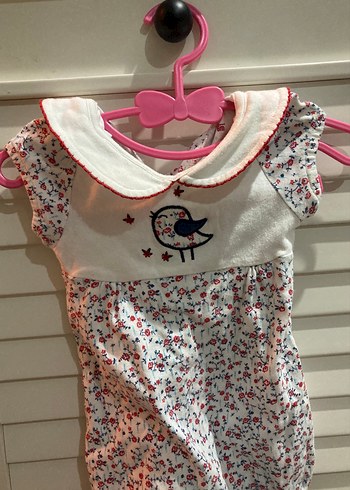 Beyaz Çiçekli Fırfırlı Bebek Tulum - Görsel 2