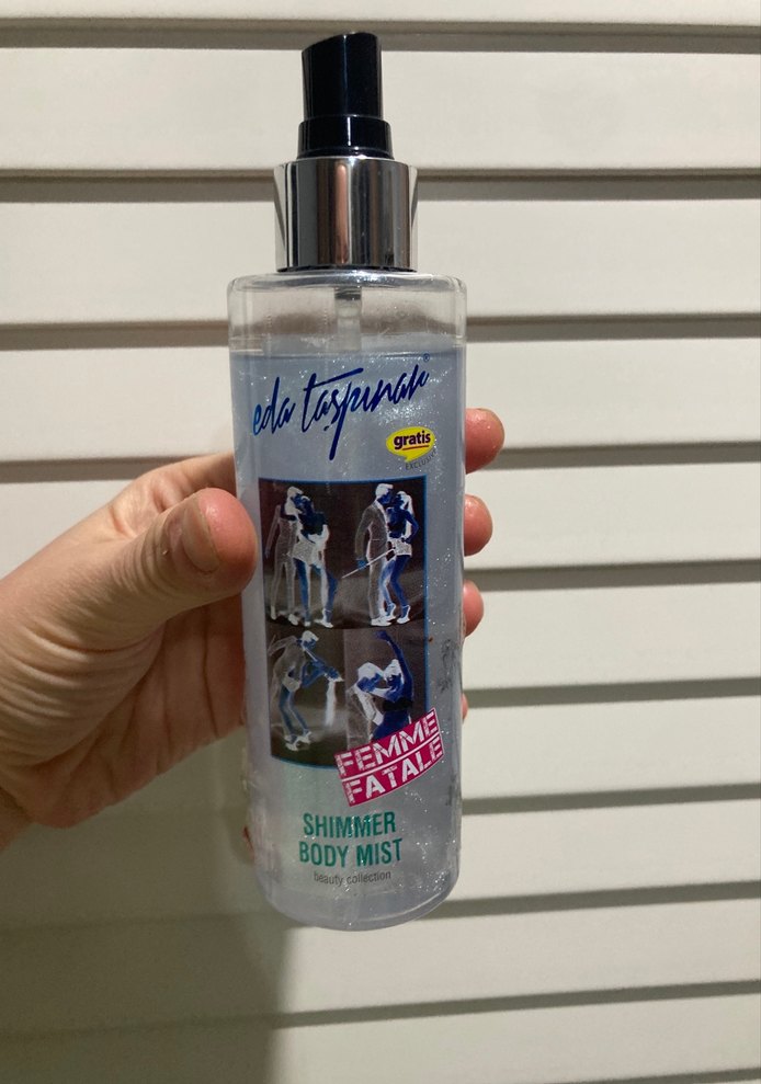 Femme Fatale Shimmer Vücut Spreyi - Görsel 3