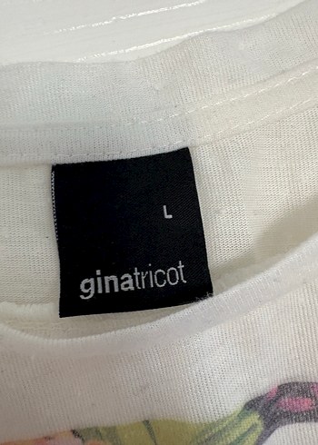 Diğer Beyaz Dantel Detaylı Tshirt