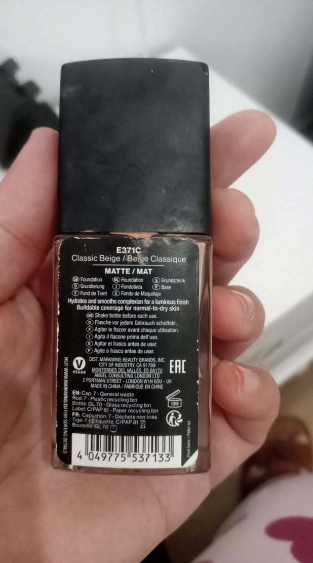 Wet n Wild Mat Fondöten - Klasik Bej - Görsel 3
