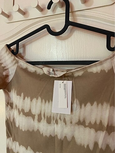 H&M Omzu Kayık Tshirt