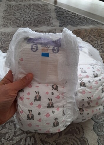 Baby Me 5 Numara Külot Bez Molfix Bebek Bezi 100 Baby Me 5 Numara Külot Bez Molfix Bebek Bezi 100