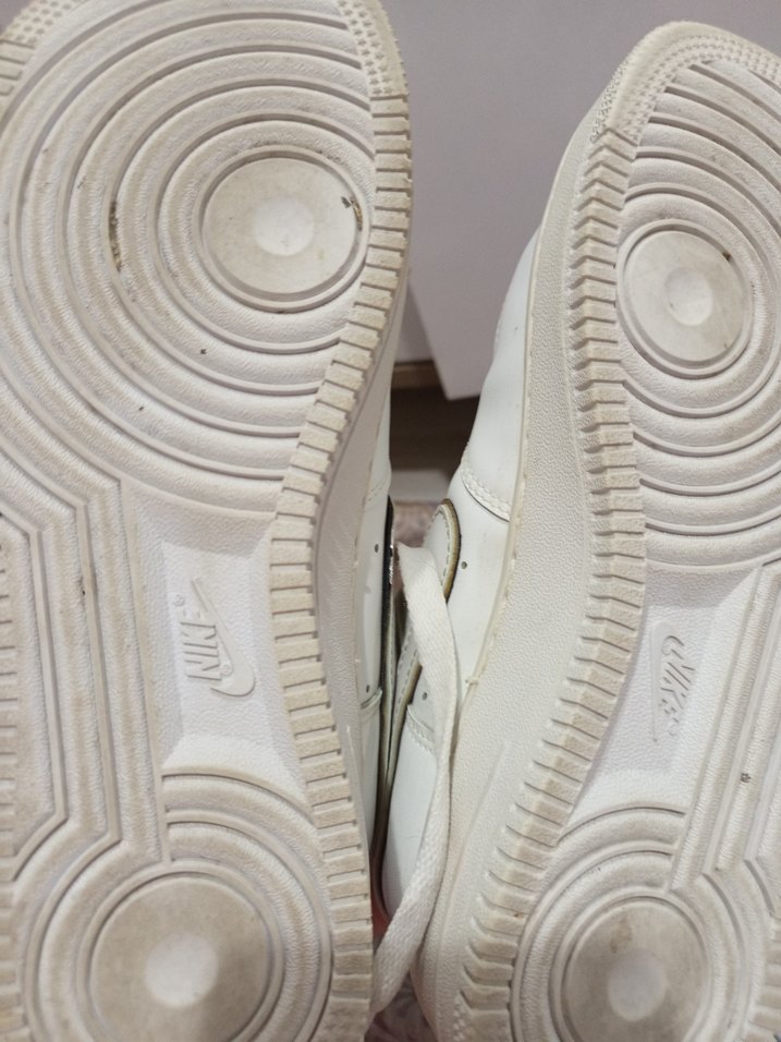 Nike 38 numara beyaz spor ayakkabı - Görsel 5