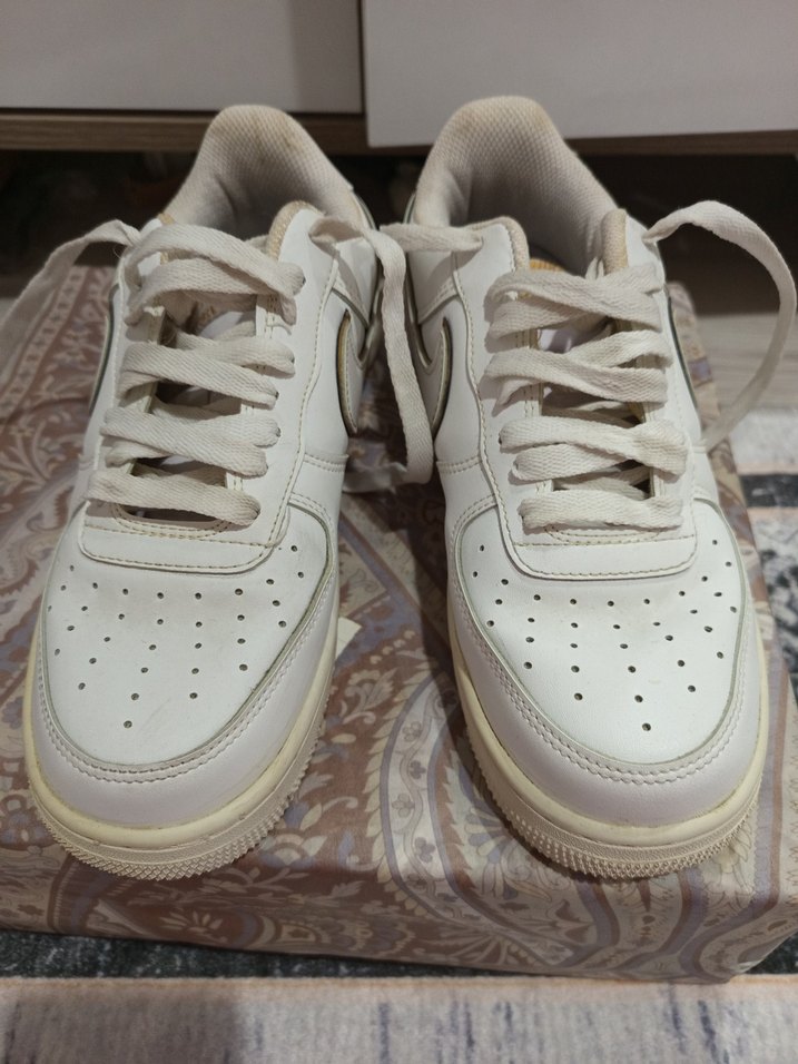 Nike 38 numara beyaz spor ayakkabı - Görsel 3