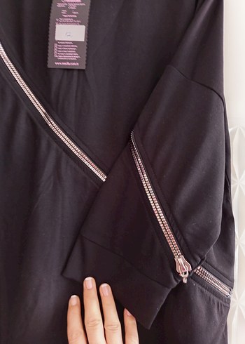 Fermuarlı Siyah sıfır bluz - Görsel 2