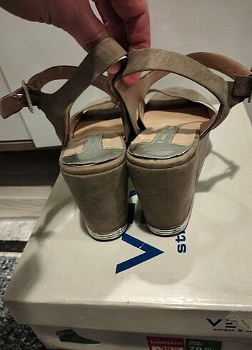 Dorothy perkins dolgu topuk sandalet 37 numara orjinal kullanima - Görsel 8