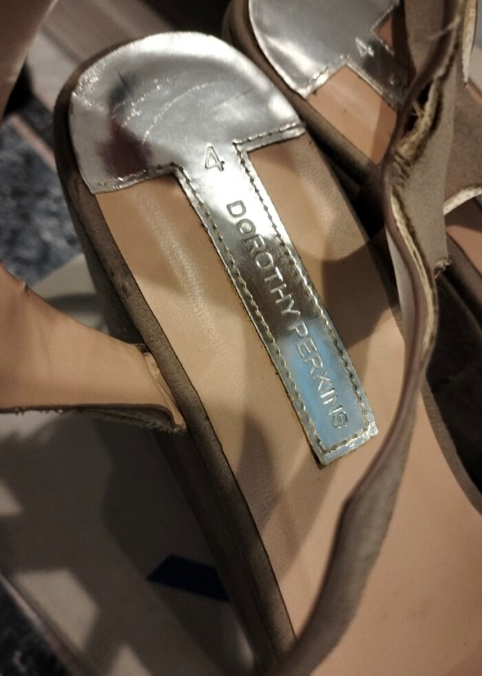 Dorothy perkins dolgu topuk sandalet 37 numara orjinal kullanima - Görsel 3