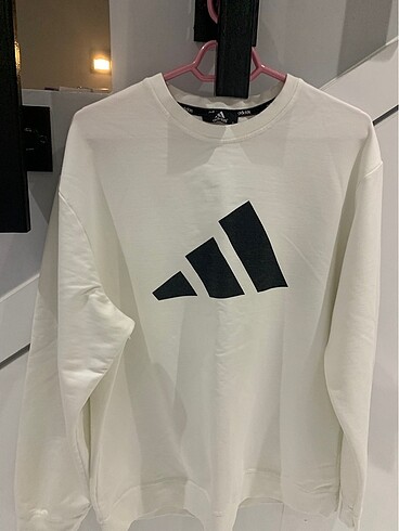 Adidas Adidas M beden 1 kez kullanıldı