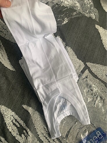 Berrak marka 1 numara atlet - Görsel 3