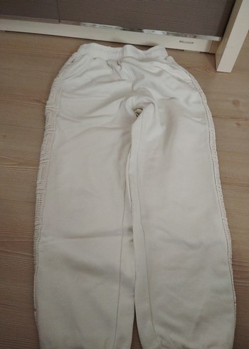 Beyaz Örgü Detaylı Kız Eşofman Takımı - Görsel 8