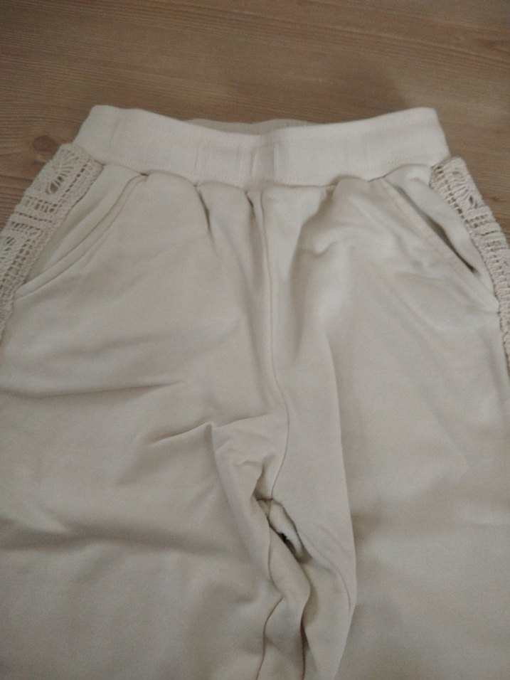 Beyaz Örgü Detaylı Kız Eşofman Takımı - Görsel 5