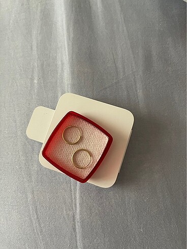 Gümüş minik küpe gold rengi
