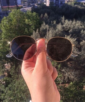 RayBan güneş gözlüğü