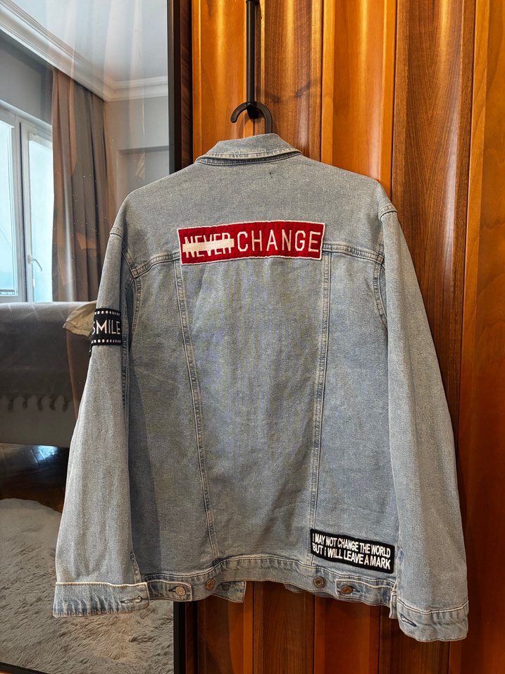 Mavi Nakışlı Düğmeli Kadın Denim Ceket - Görsel 2