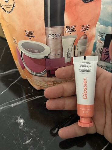 Sephora Glossier allık