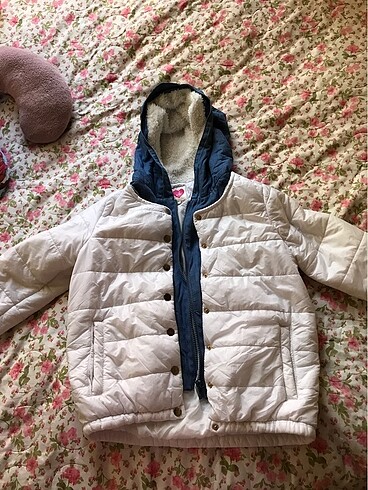 Kız çocuk şişme mont - Görsel 10