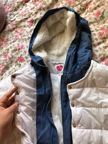 Kız çocuk şişme mont - Görsel 12