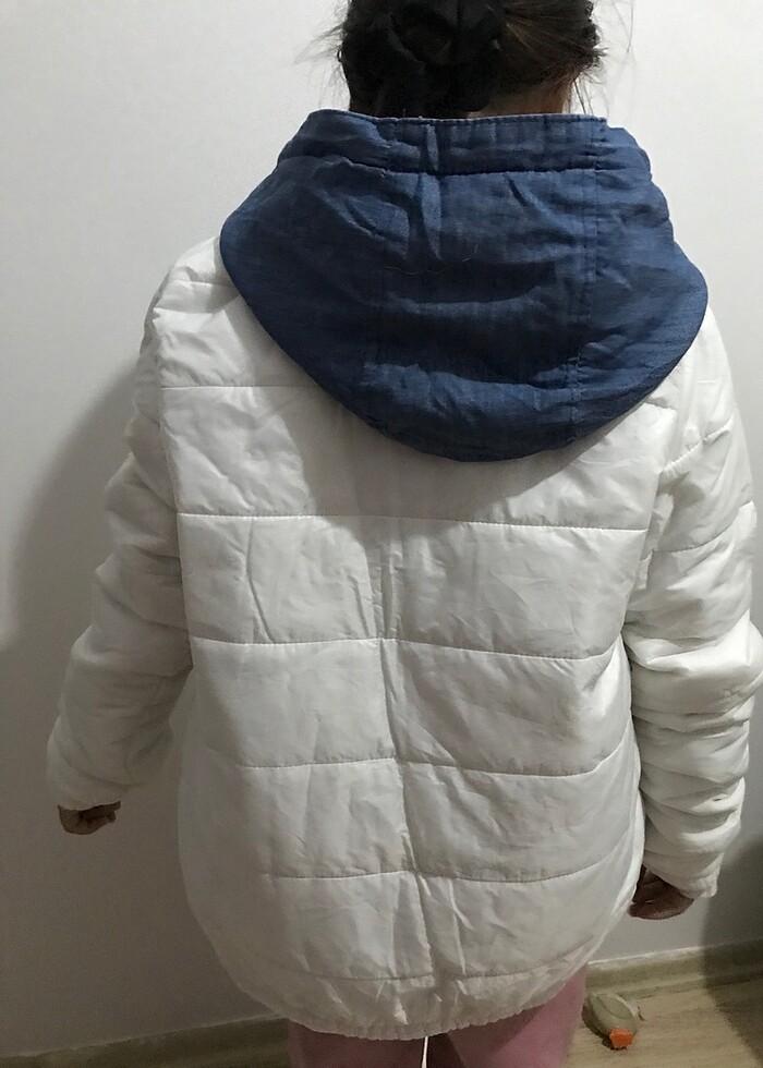 Kız çocuk şişme mont - Görsel 4