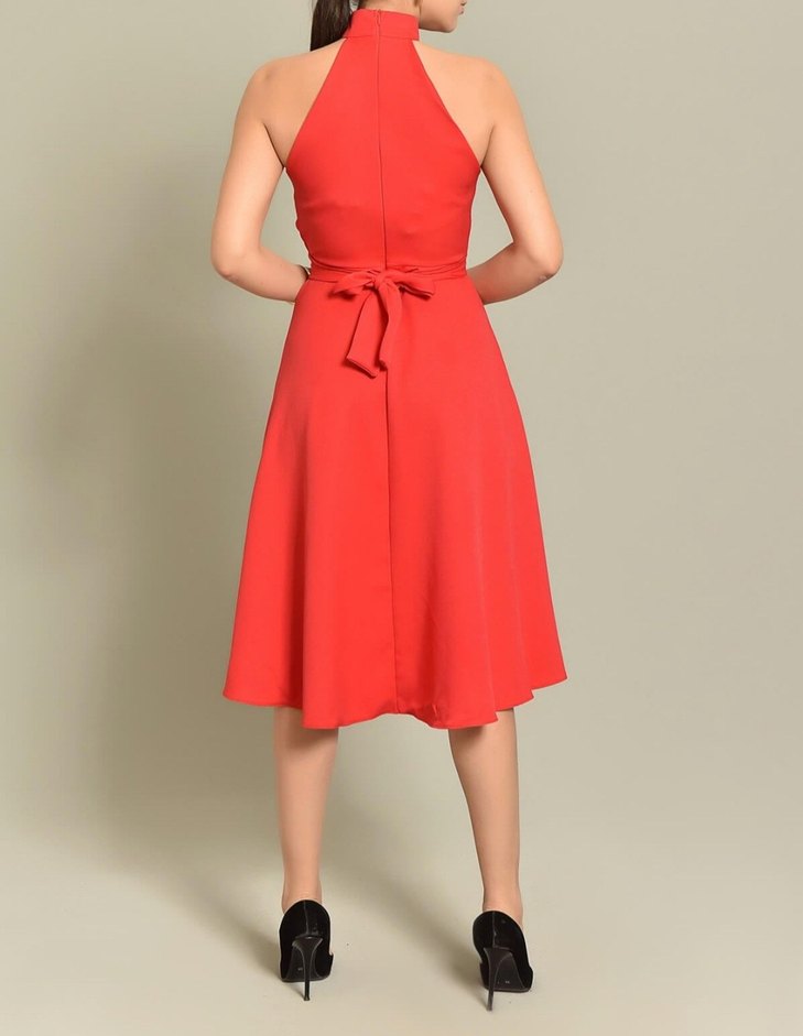 Kırmızı Midi Kolsuz Modern Klasik Elbise - Görsel 4