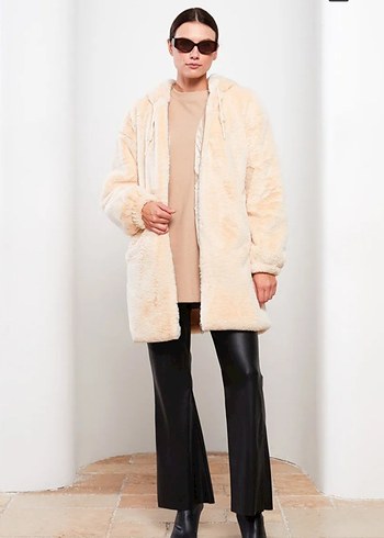 LCW Modest Ekru Kapüşonlu Düz Uzun Kollu Kürklü Kadın Kaban - Görsel 4