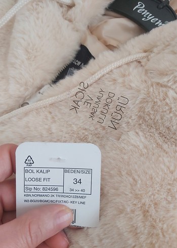 LCW Modest Ekru Kapüşonlu Düz Uzun Kollu Kürklü Kadın Kaban - Görsel 10