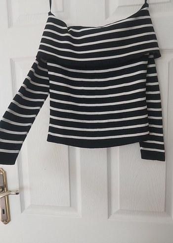 Siyah Beyaz Çizgili Kayık Yaka Bluz - Görsel 9