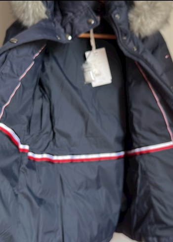 Tommy Hilfiger Lacivert Kürklü Kaz Tüyü Kadın Kışlık Mont - Görsel 6