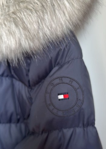 Tommy Hilfiger Lacivert Kürklü Kaz Tüyü Kadın Kışlık Mont - Görsel 8