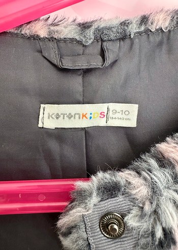 Kız Çocuk Gri Desenli Kürklü Yelek Koton kids - Görsel 6