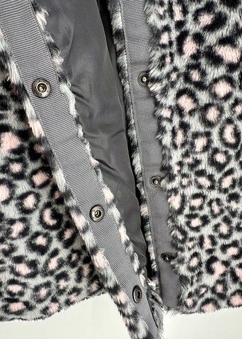 Kız Çocuk Gri Desenli Kürklü Yelek Koton kids - Görsel 5