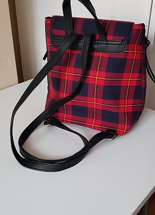 Beden Stradivarius sırt çantası