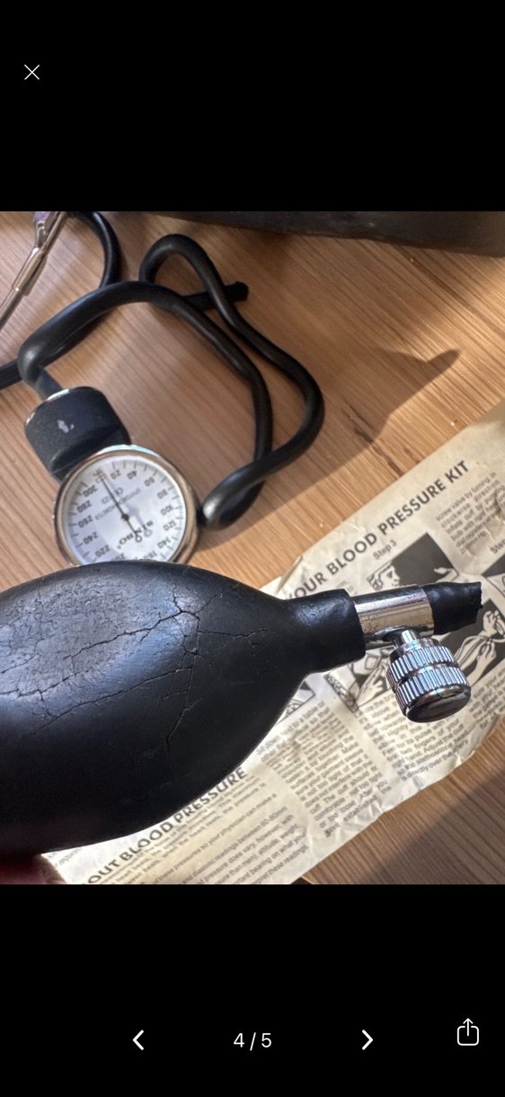 Koyu Siyah Tansiyon Ölçüm Kiti ve Steteskop - Görsel 5