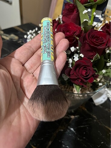  Beden Renk The balm allık fırçası