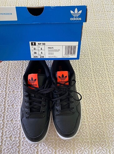 38 Beden Adidas Ayakkabı