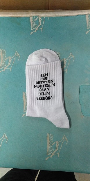 yazı desenli unisex 