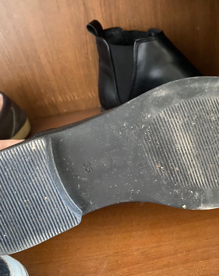 Siyah Kadın Bot - Görsel 4